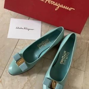 Salvatore Ferragamo Vara Bow Pump Glacier (Green) 8.5